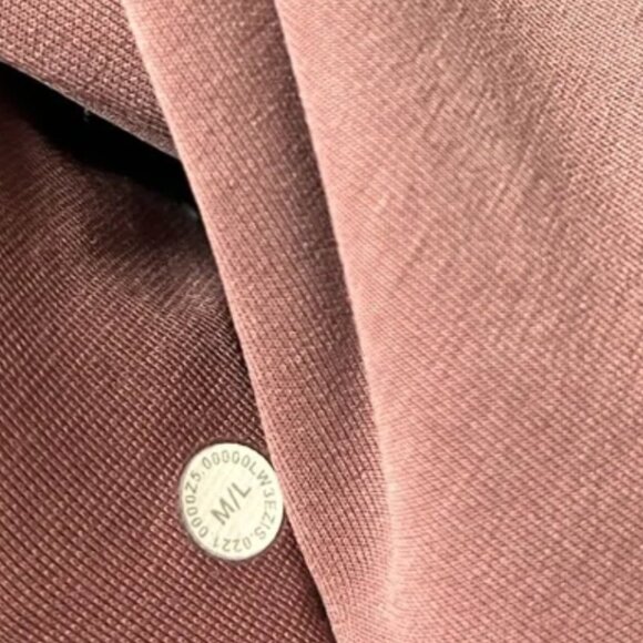 NWT Lululemon Softstreme Belted Wrap size M/L - Picture 6 of 7